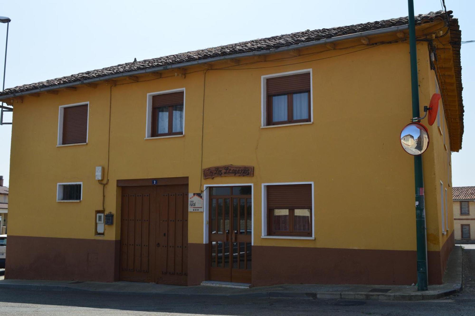 Casa Rural Los Llaganos Guest House Villaturiel Exterior photo